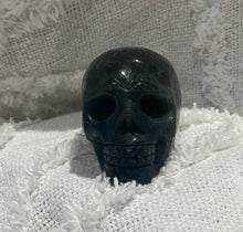 Load image into Gallery viewer, Labradorite Skull