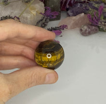 Load image into Gallery viewer, Tigers Eye Sphere 32mm