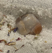 Load image into Gallery viewer, Australian- Pilbara Agate Tumble Stone- Extra Large