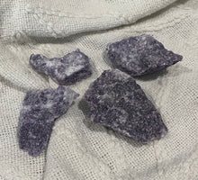 Load image into Gallery viewer, Lepidolite rough