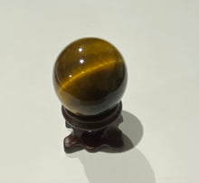 Load image into Gallery viewer, Tigers Eye Sphere 32mm