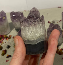 Load image into Gallery viewer, Amethyst Core