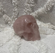 Load image into Gallery viewer, Rose Quartz Skull