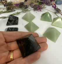 Load image into Gallery viewer, Mini Pyramid