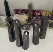 Load image into Gallery viewer, Garnet Towers