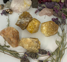 Load image into Gallery viewer, Honey Calcite Raw