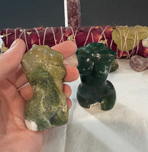 Load image into Gallery viewer, Moss Agate Goddess