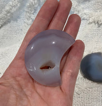 Load image into Gallery viewer, Agate Moon