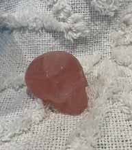 Load image into Gallery viewer, Rose Quartz Skull