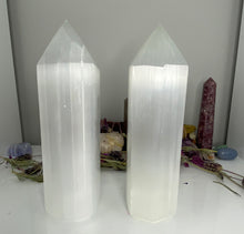 Load image into Gallery viewer, Selenite Generator 15cm