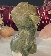 Load image into Gallery viewer, Moss Agate Goddess