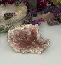 Load image into Gallery viewer, Pink Amethyst Cluster- Patagonia Argentina