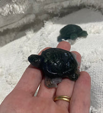 Load image into Gallery viewer, Moss Agate Turtle