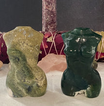 Load image into Gallery viewer, Moss Agate Goddess