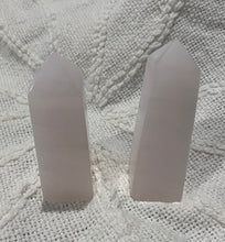 Load image into Gallery viewer, Mangano Calcite Tower