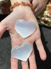 Load image into Gallery viewer, Selenite Puff Heart