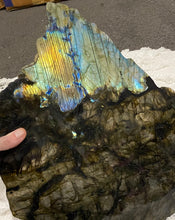 Load image into Gallery viewer, Labradorite Slice