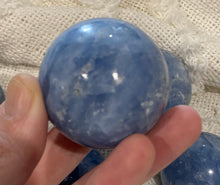 Load image into Gallery viewer, Blue Calcite Spheres