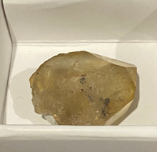 Load image into Gallery viewer, Citrine Raw