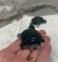 Load image into Gallery viewer, Moss Agate Turtle