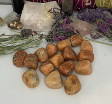 Load image into Gallery viewer, Orange Orchid Calcite Tumble