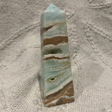 Load image into Gallery viewer, Caribbean calcite tower