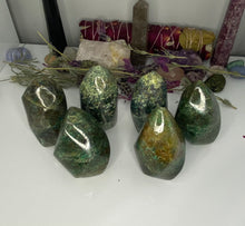 Load image into Gallery viewer, Chrysocolla Flame