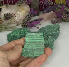 Load image into Gallery viewer, Malachite Raw