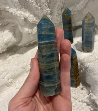 Load image into Gallery viewer, Blue Onyx Tower