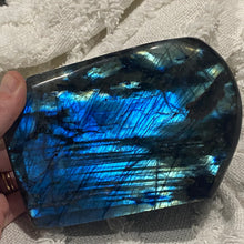 Load image into Gallery viewer, Labradorite Freeform