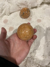 Load image into Gallery viewer, Orange Clipsol Calcite