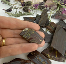 Load image into Gallery viewer, Tiger Iron Slabs