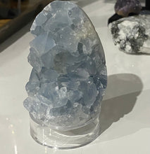 Load image into Gallery viewer, Small Celestite Egg