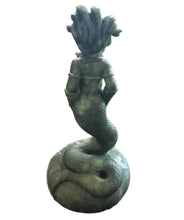Load image into Gallery viewer, Green Jade Medusa
