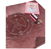 Load image into Gallery viewer, Aphrodite Altar Box
