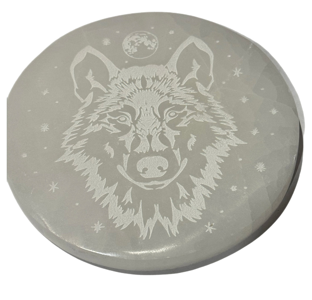 SELENITE WOLF CHARGING PLATE