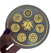 Load image into Gallery viewer, Selenite Chakra Charging Plate
