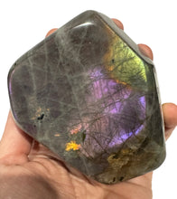 Load image into Gallery viewer, Labradorite Freeform
