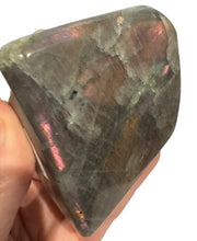 Load image into Gallery viewer, Labradorite Freeform’s
