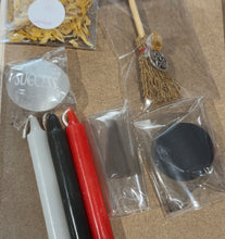 Load image into Gallery viewer, Spells &amp; Curses: Witches Box
