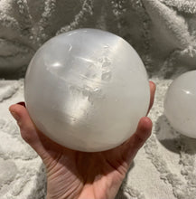 Load image into Gallery viewer, Selenite Spheres
