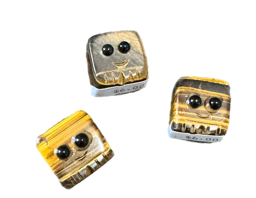 Tigers Eye Cube Character