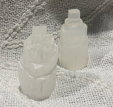 Load image into Gallery viewer, 6cm Mini Satin Spar Selenite Tower
