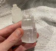 Load image into Gallery viewer, 6cm Mini Satin Spar Selenite Tower
