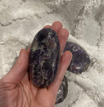 Load image into Gallery viewer, Pegmatite Palm Stone
