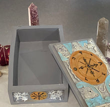 Load image into Gallery viewer, Wheel of Fortune- Tarot Box
