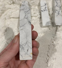 Load image into Gallery viewer, Howlite Obelisks

