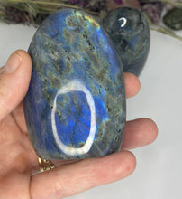 Load image into Gallery viewer, Labradorite Domes

