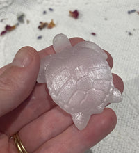 Load image into Gallery viewer, Selenite Turtle
