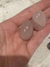 Load image into Gallery viewer, Crystal Eggs- 3cm

